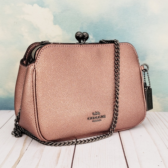 black gucci toiletry bolsa